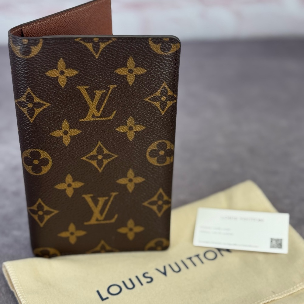 Louis Vuitton Monogram Canvas Card Organizer Checkbook Wallet - Picture 2 of 13